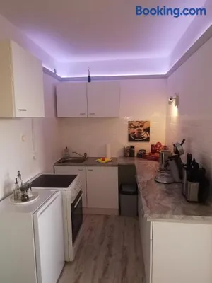 Image of Sweet Home - 3 -