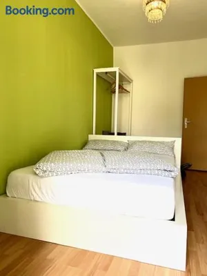 Image of Industry - Appartement mit Balkon