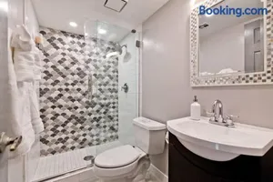 Image of Bright, Modern 4BR with Beautiful Backyard & Pool!