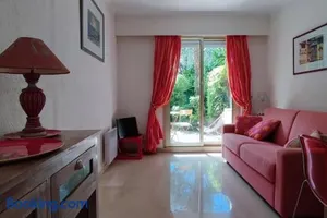 Image of Ratti - Studio avec jardin au coeur de Nice