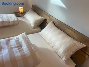 Image of Ferienwohnung, 2 Zimmer, 4 bis 6 Personen, 67 qm, mit großem Balkon, entlang am Fluss, an der Aach, am Bodensee, nah am Naturschutzgebiet