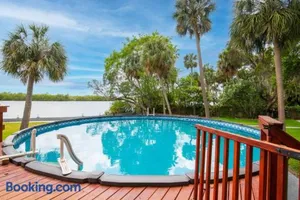 Image of Stunning Tampa Bay Waterfront House with Pool