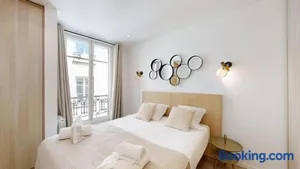Image of 156 Suite Marlene - Superbe Appartement à Paris.