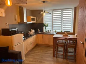 Image of - Nouveau - Bienvenue à Azelma - Cozy et proche de Naval Group