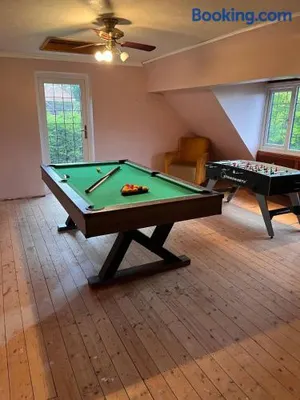 Image of Entire Spacious Bungalow Retreat