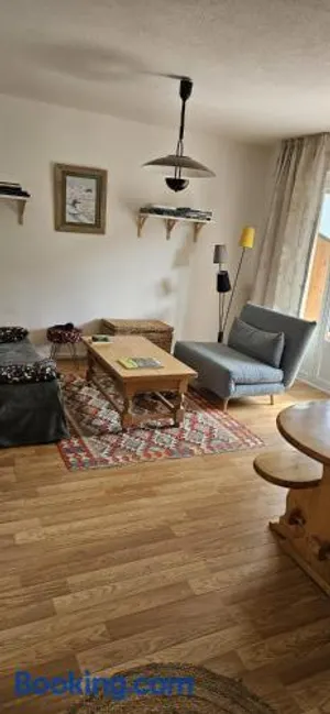 Image of Deux pièces face aux pistes