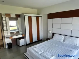 Image of I Garden Place