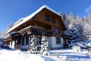 Image of Hollhouse - Bed & Breakfast