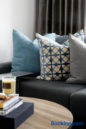 Image of Aisiki Stays Apartments at North Finchley, 3-Bedroom & 2-Bathroom, Pet-Friendly Flat, King or Twin Beds with Free Wi-Fi