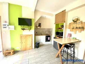 Image of La petite Escapade