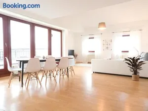 Image of - NEU - LUXUS Frankfurt Flat