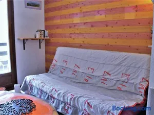 Image of Studio cosy pour 4 au centre de Risoul, proche commerces et pistes - FR-1-330-550