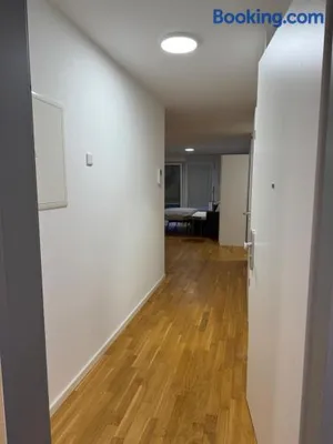 Image of Barrierefreie Wohnung im Herzen der Stadt mit Parkplatz, Wifi und TV - Emma