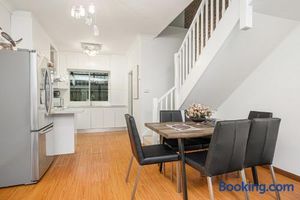 Image of Bankstown Next to Westfield! Lovely 3 Br Townhouse