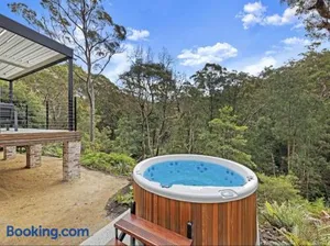 Image of Stunning Peaceful Holiday Haven with Waterfall