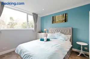 Image of StayInWoking at 30 Woodlands