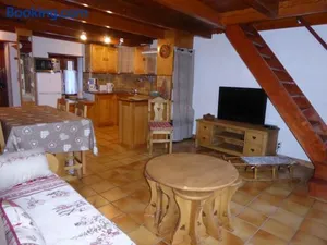 Image of Charmant Chalet en Pierre et Bois à Pralognan-la-Vanoise, Proche Commerces et Téléphérique - FR-1-464-16