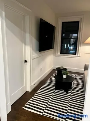 Image of Modern Luxury Apartment in City
