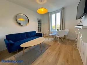 Image of Duplex - 5 min Insead - Close to Forest and Castle