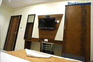 Image of Hotel Golden Hayyath Inn
