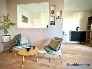 Image of Appartement en résidence calme / Puteaux - La Défense
