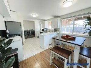 Image of Cozy Retreat, Close To Nature And City Delights