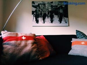 Image of Swissalpschalet Chalet Timber Inn 4-5