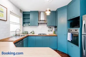 Image of 3 Funky &Cool Family Coolbinia 2BR for 4