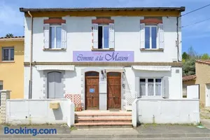 Image of COMME A LA MAISON