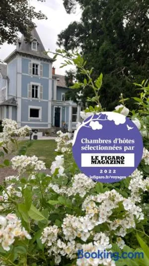 Image of La Maison Bleue « La Charade »