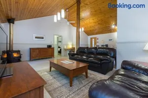 Image of Bushy Lake Chalets