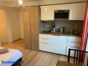 Image of Cosy Corbeil Studio RerD 700m N7