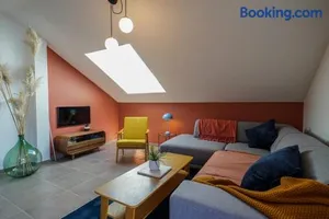 Image of The Azalea beautiful quiet apartment for 4 people!