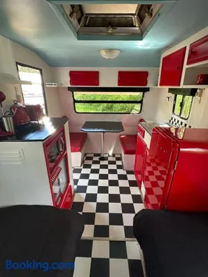 Image of Alice & Elvis, Crescent Head, Retro Caravans with Deck, Bathroom & Outdoor Bath in a Bush Setting near the Beach