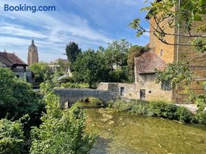 Image of Maison près de la rivière