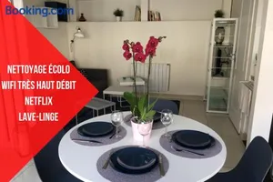 Image of Saclay - Green and premium flat close Paris - WIFI & NETFLIX