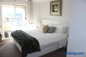 Image of Battery Point Apartment on Hampden