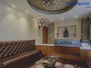 Image of Collection O THE CROWN HOTEL