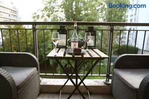 Image of George Apartment in Neuilly