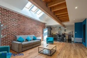 Image of Loft Angouleme Gare 6 pers , WIFI ,TV , centre ville, calme