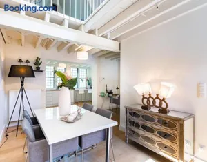 Image of Antwerp old town triplex apartment