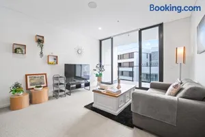 Image of Spacious1 BR@waterfront Olympic Park_free carpark