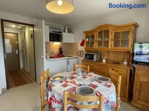 Image of Charmant 2P Cabine à Praz-sur-Arly - Ski, Balcon, Parking, 4 Pers - FR-1-603-39