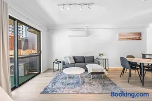 Image of Convenient East Perth Stay with Free Parking