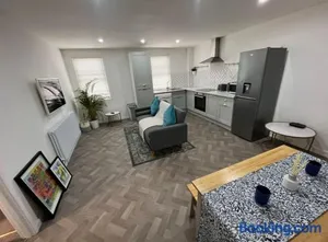 Image of 4 Mellors Court