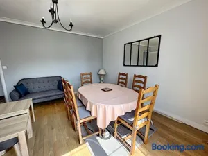 Image of Maison avec jardin près de la mer - FR-1-361-560