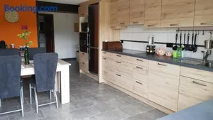 Image of "Sous les Barres"