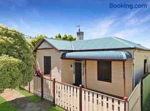 Image of Milton House, Hamilton