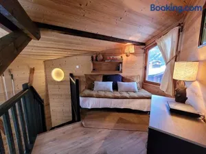 Image of Chalet de Charme aux Gets - 6 Pers, 3* avec Navette pour les Pistes et Jardin Privatif - FR-1-598-96