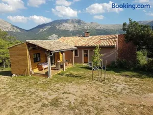 Image of La Peyregoune, logement en pleine nature et table d'hôtes